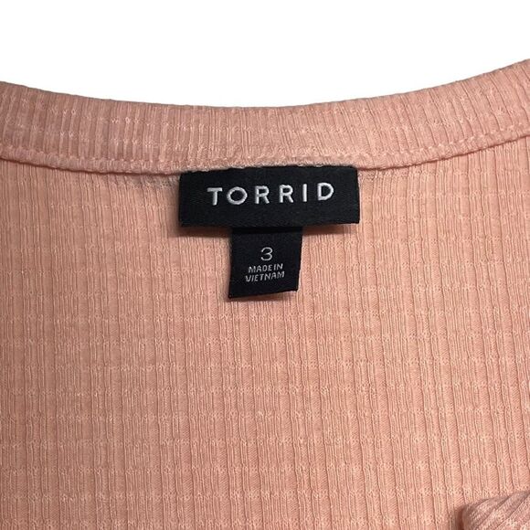 Torrid Peach Lace Trim Flowy Peasant Top - Picture 3 of 7